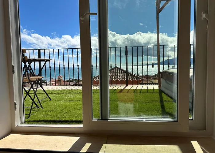 Rooms In Seafront Villa